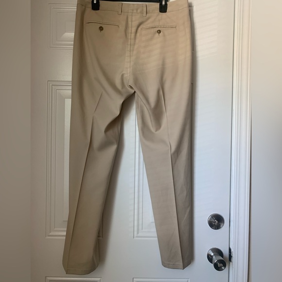 Mizzen+Main Baron Chino Athletic Pants in Light Beige Size 32W/34L - Picture 2 of 8